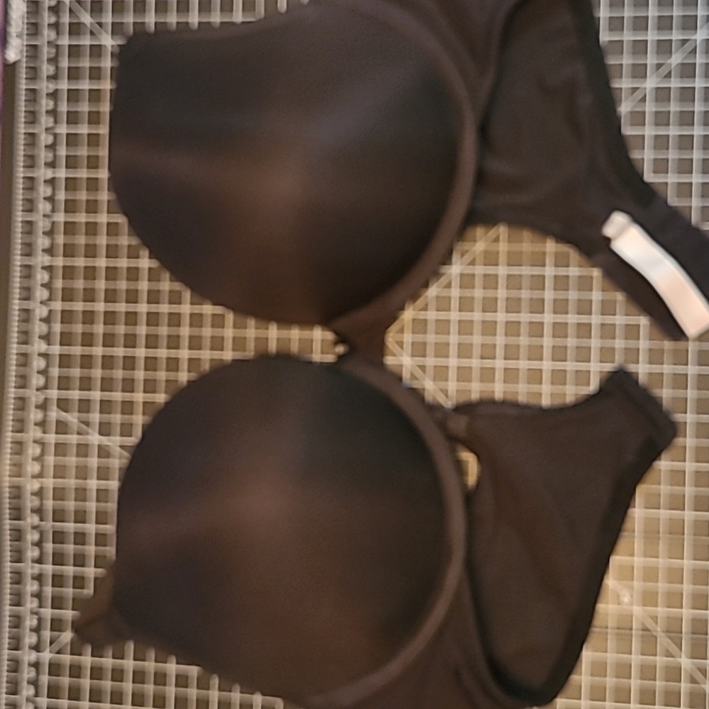 Cacique Lane Bryant 42D bra